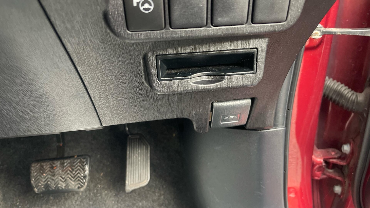 Used Toyota Prius+ 2019 for sale - 76425622: Photo 39