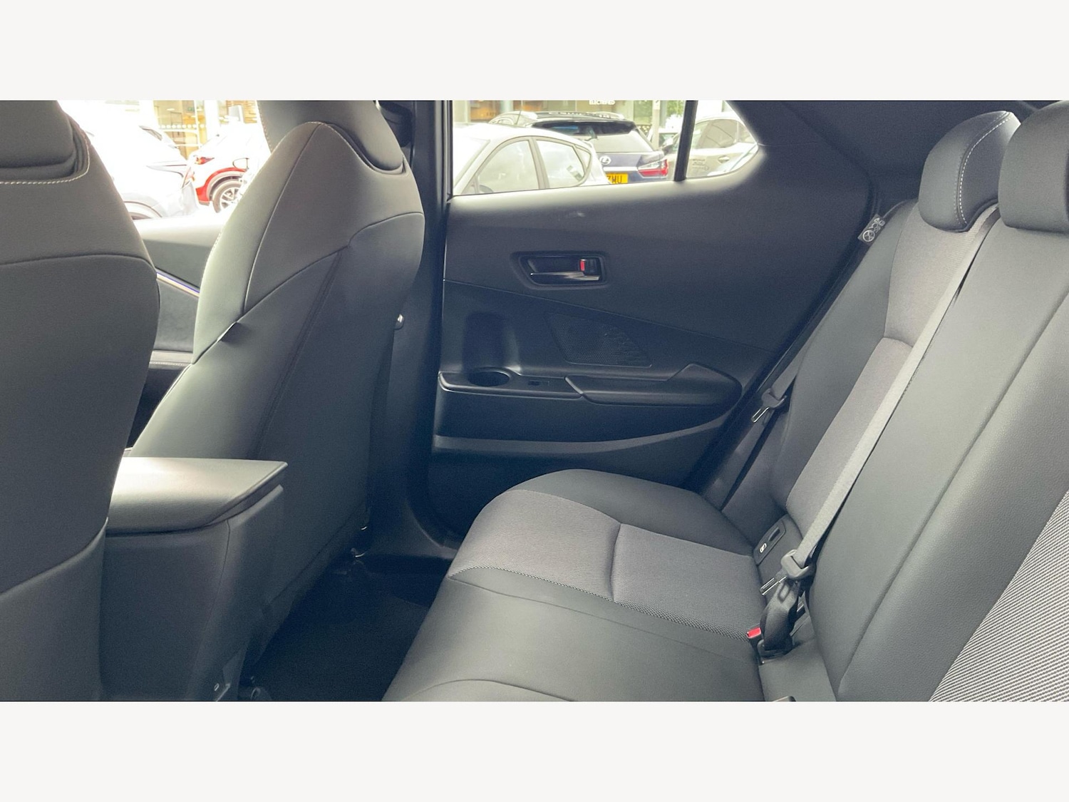 Used Toyota C-HR 2025 for sale - 76422936: Photo 15