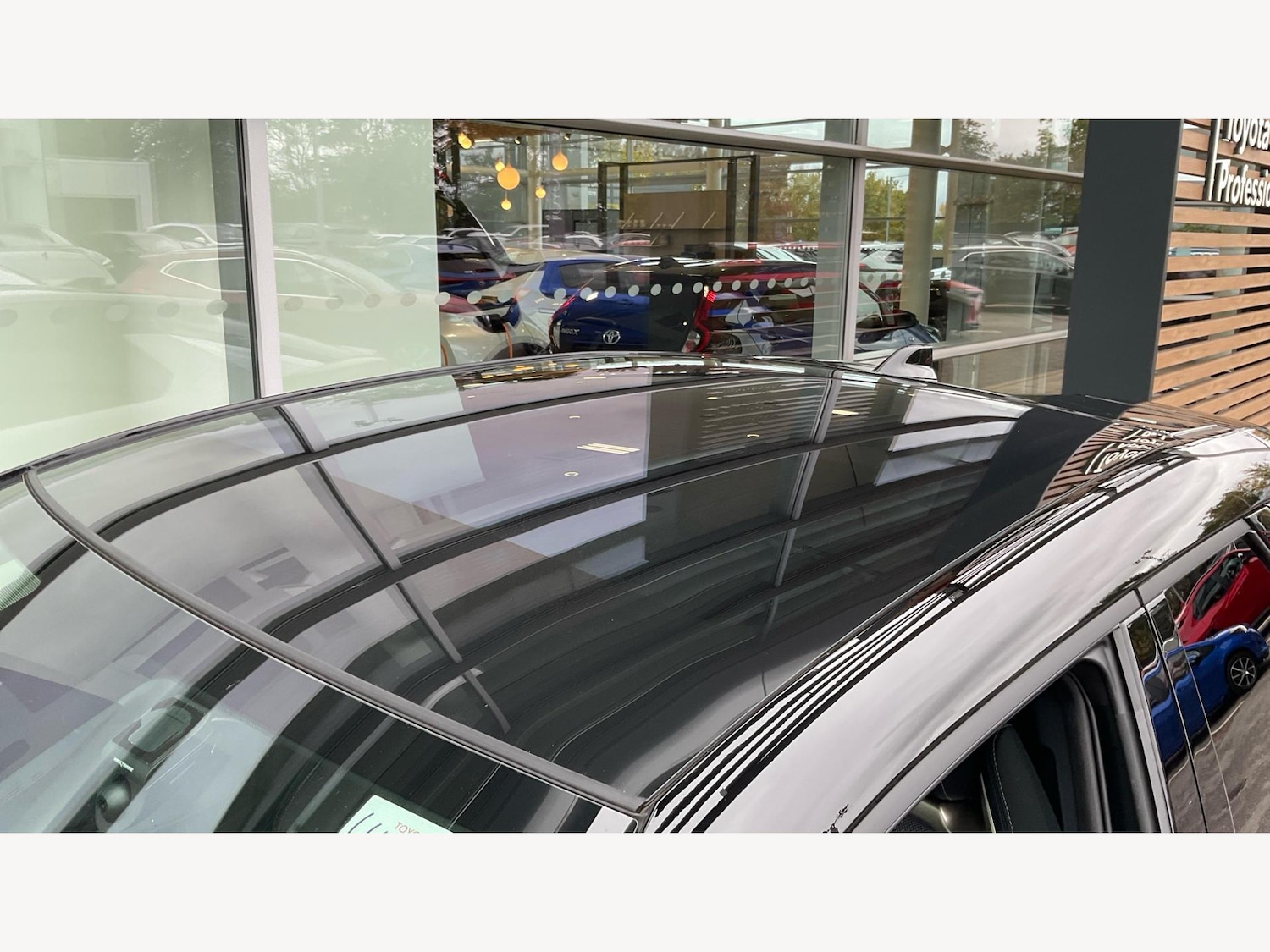 Used Toyota C-HR 2025 for sale - 76422936: Photo 28