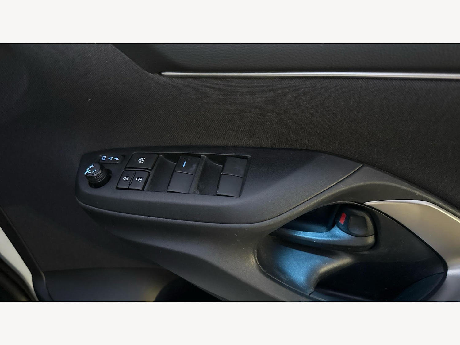 Used Toyota Yaris 2022 for sale - 76646313: Photo 27