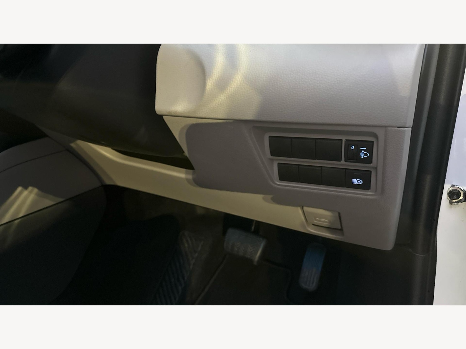 Used Toyota Yaris 2022 for sale - 76646313: Photo 28