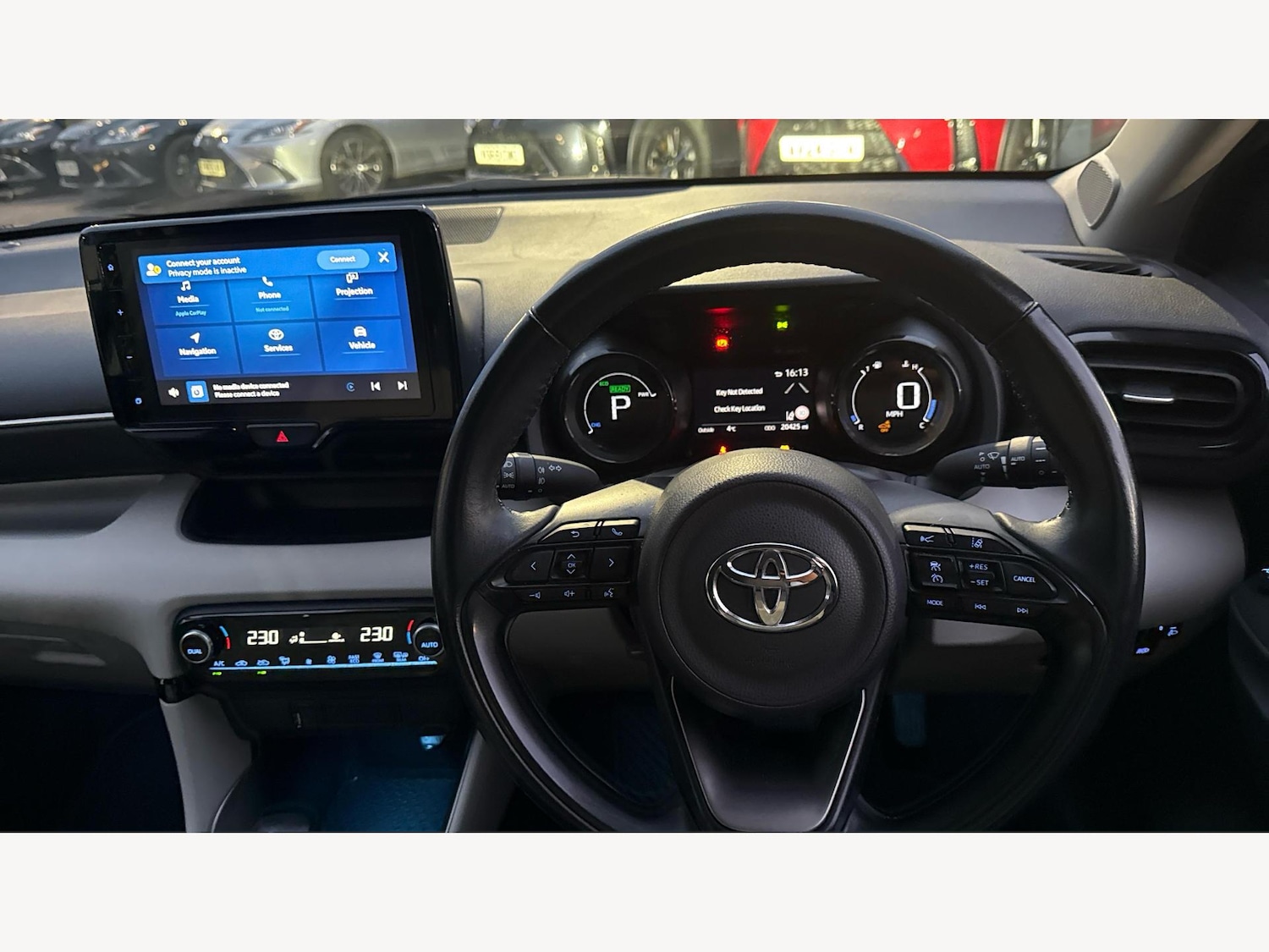 Used Toyota Yaris 2022 for sale - 76646313: Photo 8