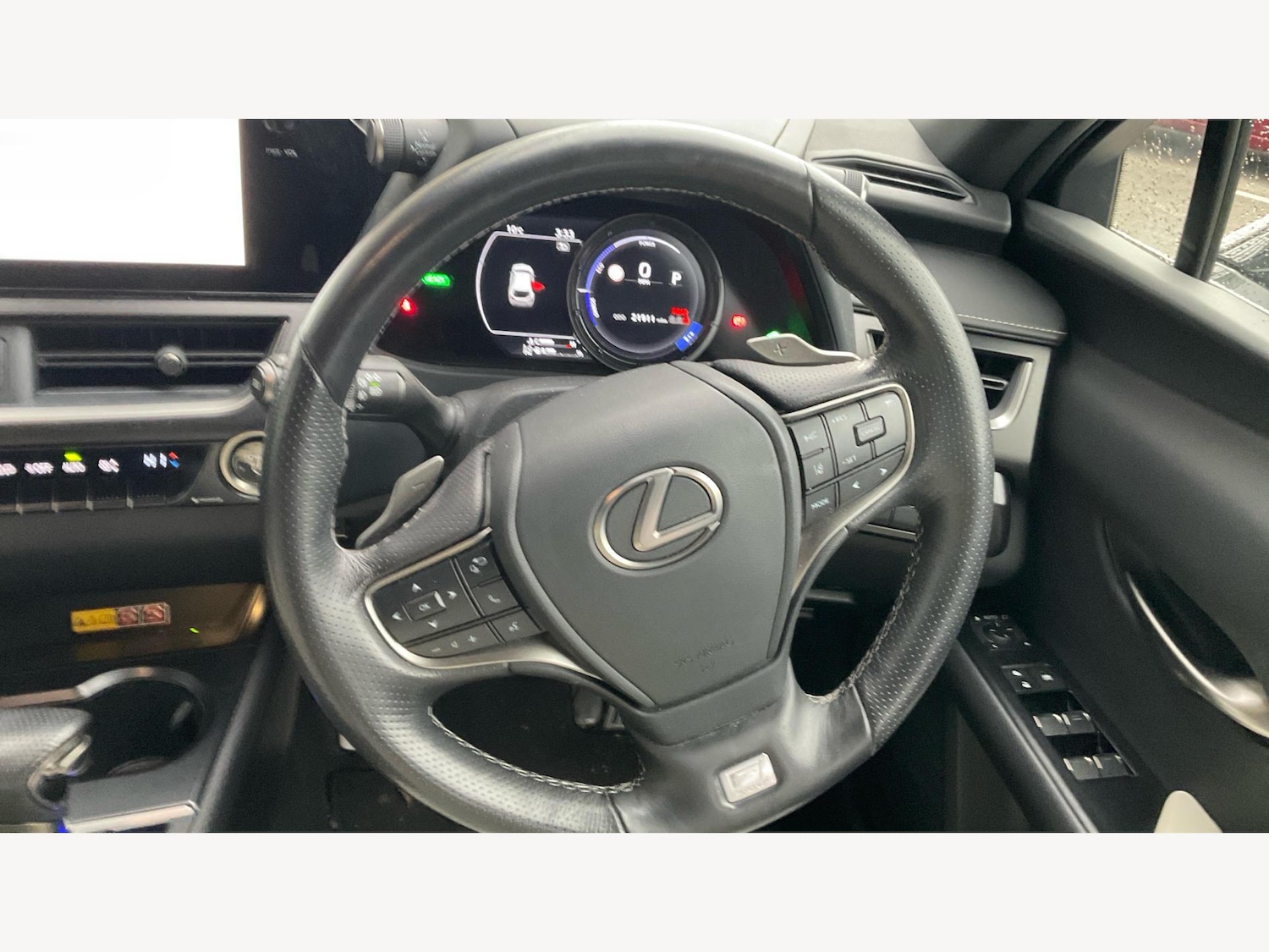 Used Lexus UX 2023 for sale - 76398588: Photo 10