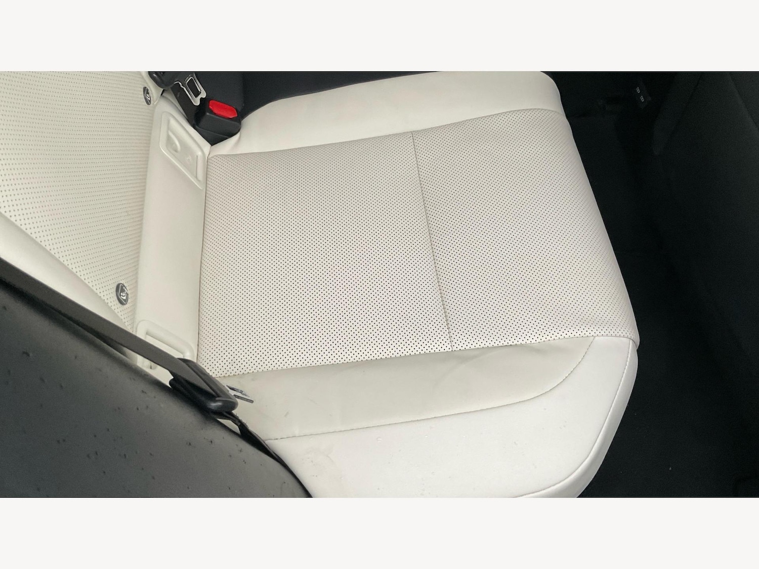 Used Lexus UX 2023 for sale - 76398588: Photo 30