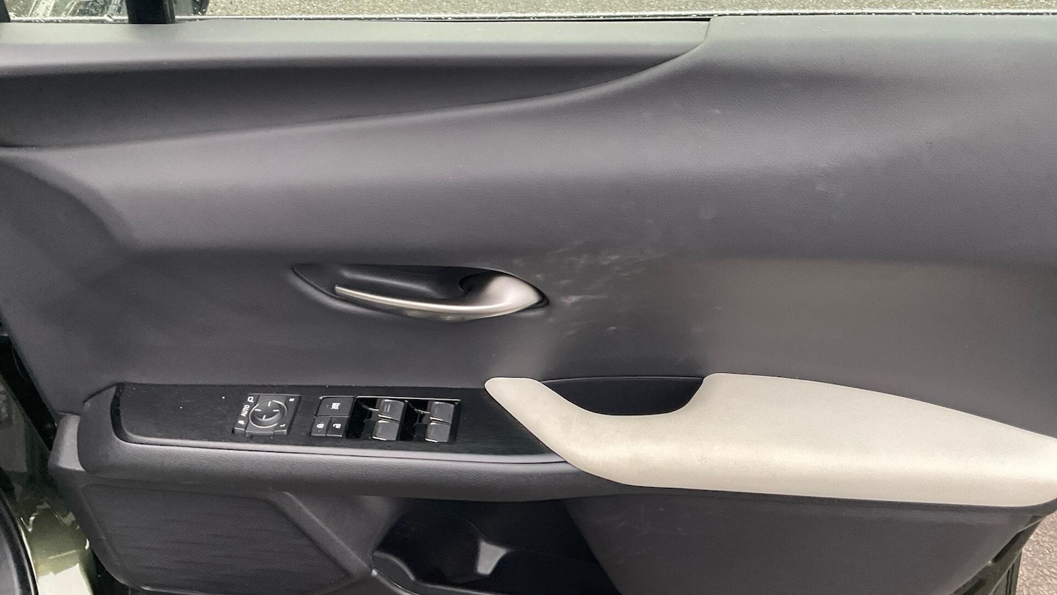 Used Lexus UX 2023 for sale - 76398588: Photo 37