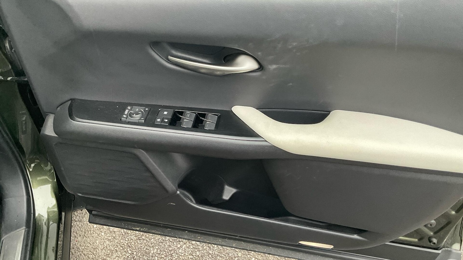 Used Lexus UX 2023 for sale - 76398588: Photo 38