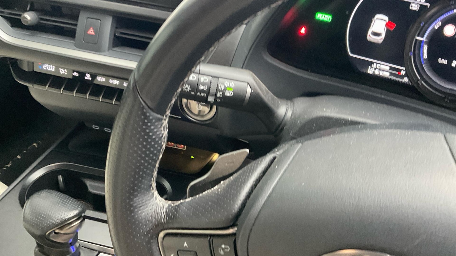 Used Lexus UX 2023 for sale - 76398588: Photo 42