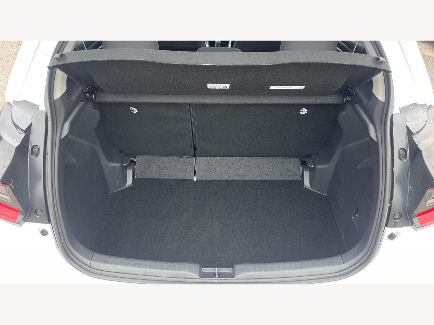 Used Toyota Yaris 2023 for sale - 76743512: Photo 16