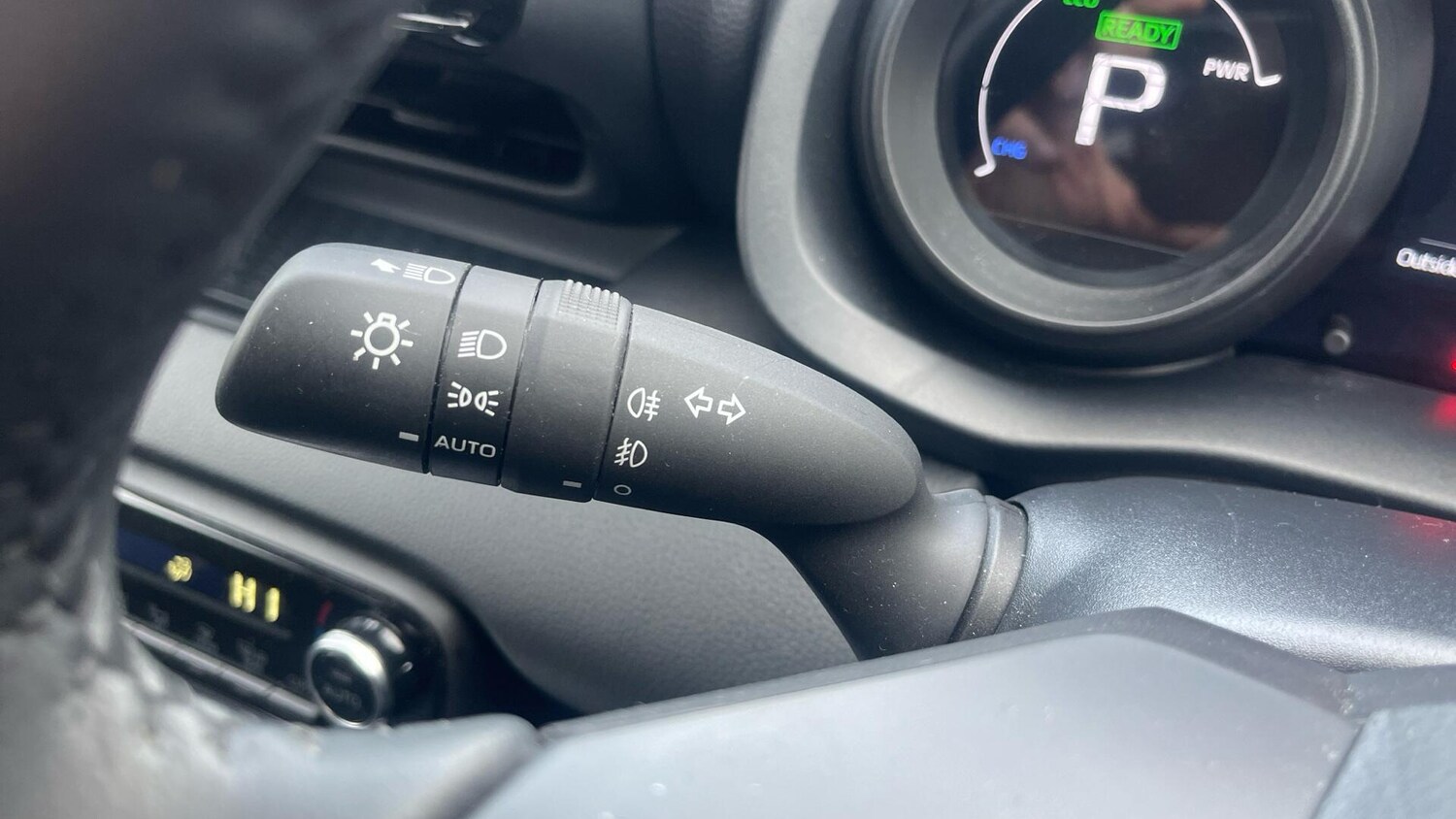 Used Toyota Yaris 2023 for sale - 76743512: Photo 40