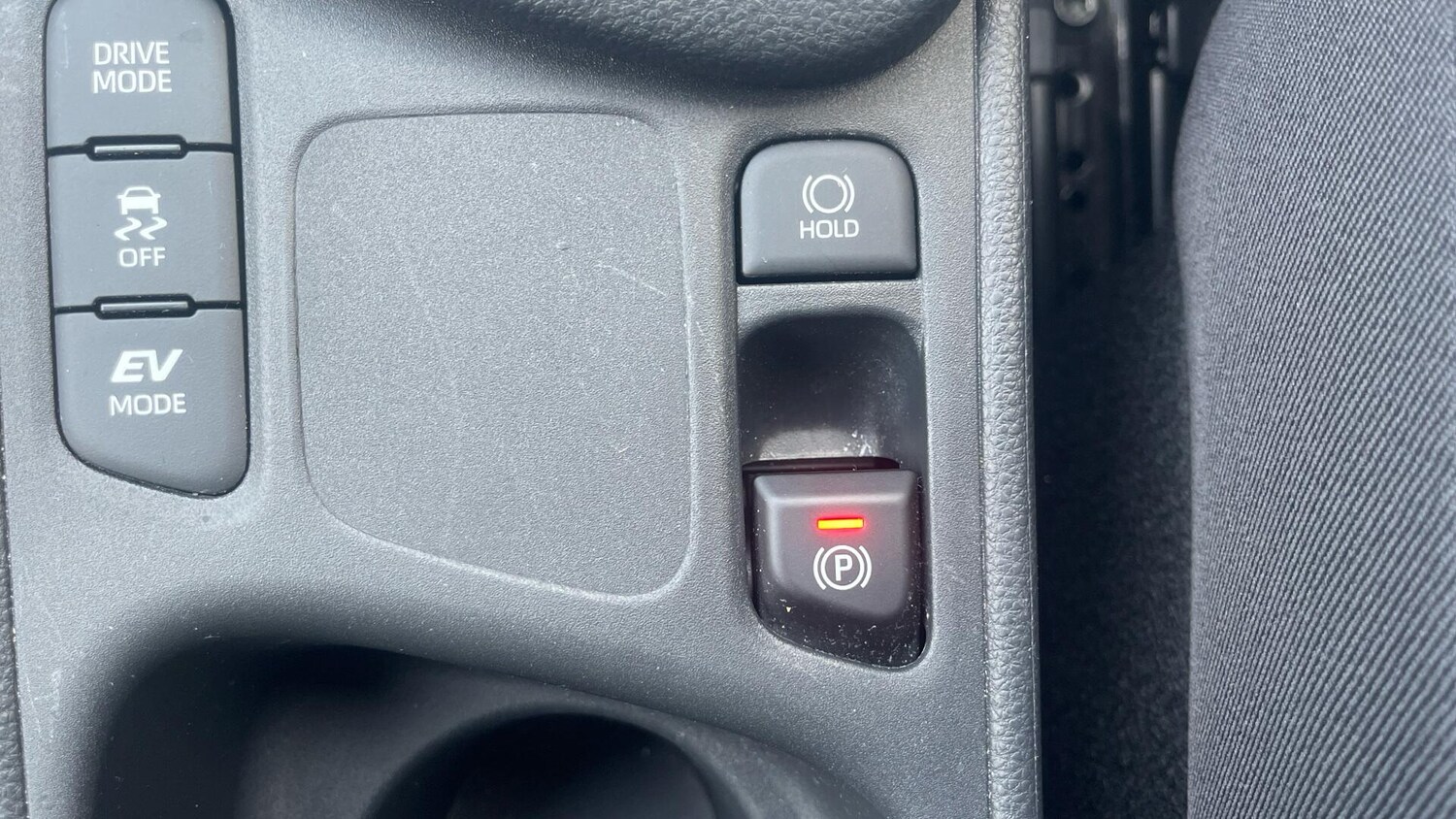 Used Toyota Yaris 2023 for sale - 76743512: Photo 42