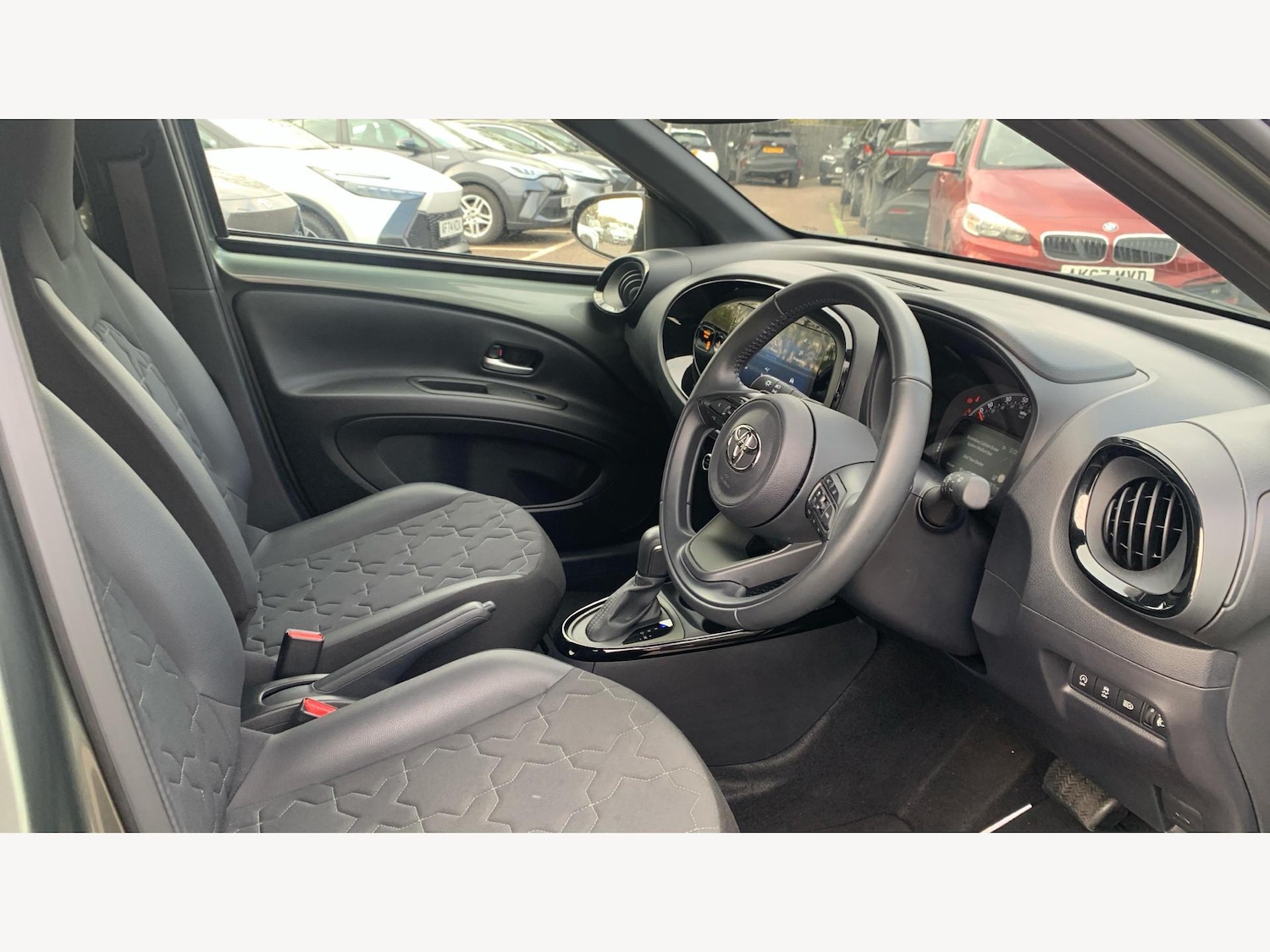 Used Toyota Aygo X 2022 for sale - 76714849: Photo 13