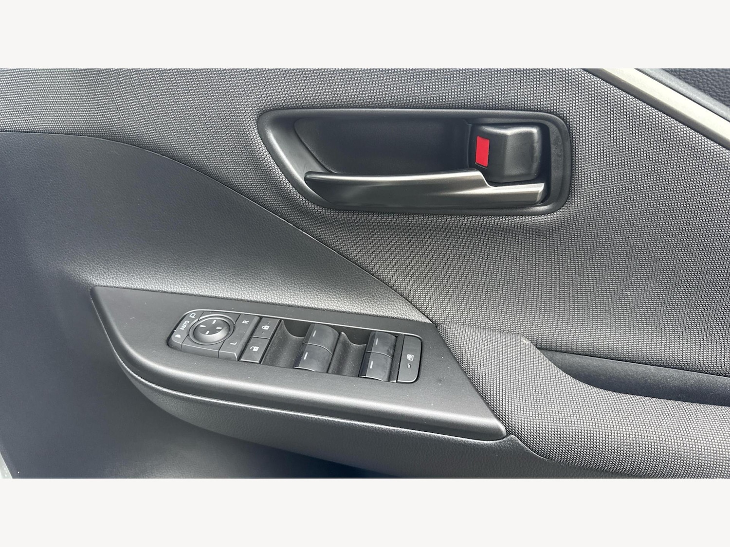 Used Toyota C-HR 2025 for sale - 77425225: Photo 22