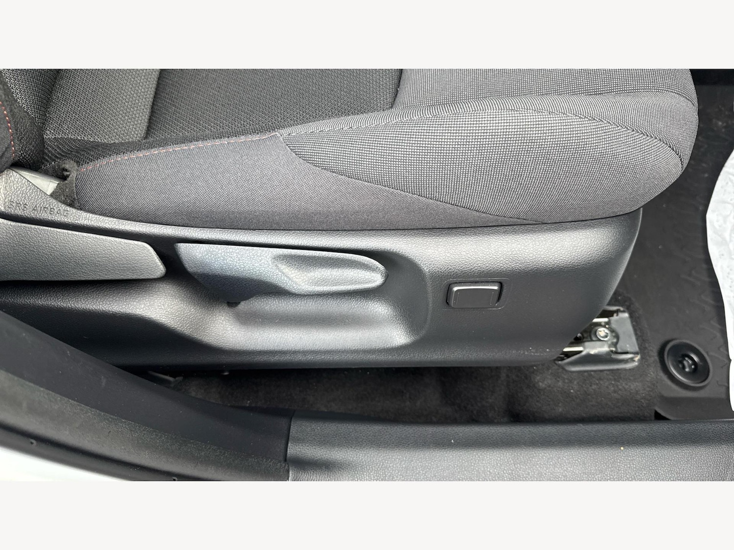 Used Toyota C-HR 2025 for sale - 77425225: Photo 29