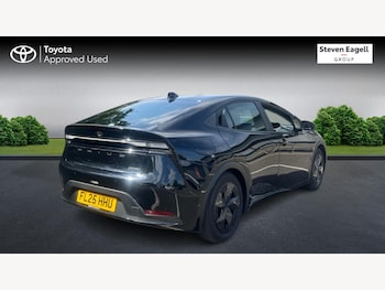 Used Toyota Prius 2025 for sale - 79471457: Photo