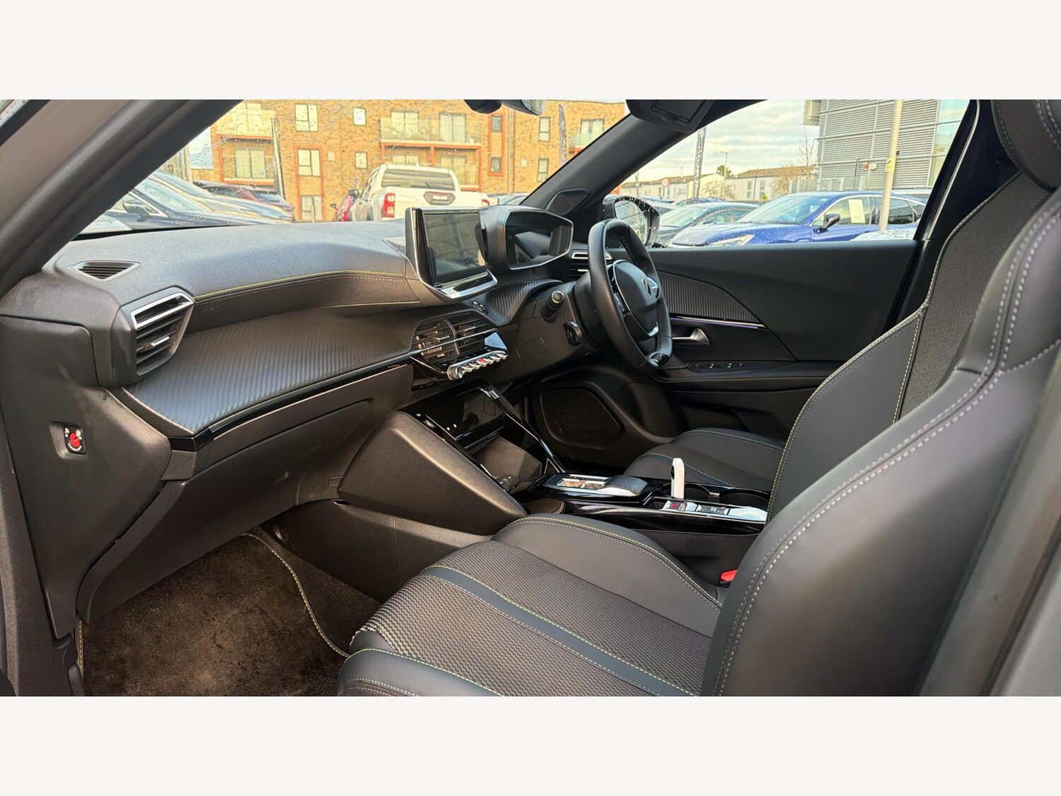 Used Peugeot E-2008 2024 for sale - 77155691: Photo 12