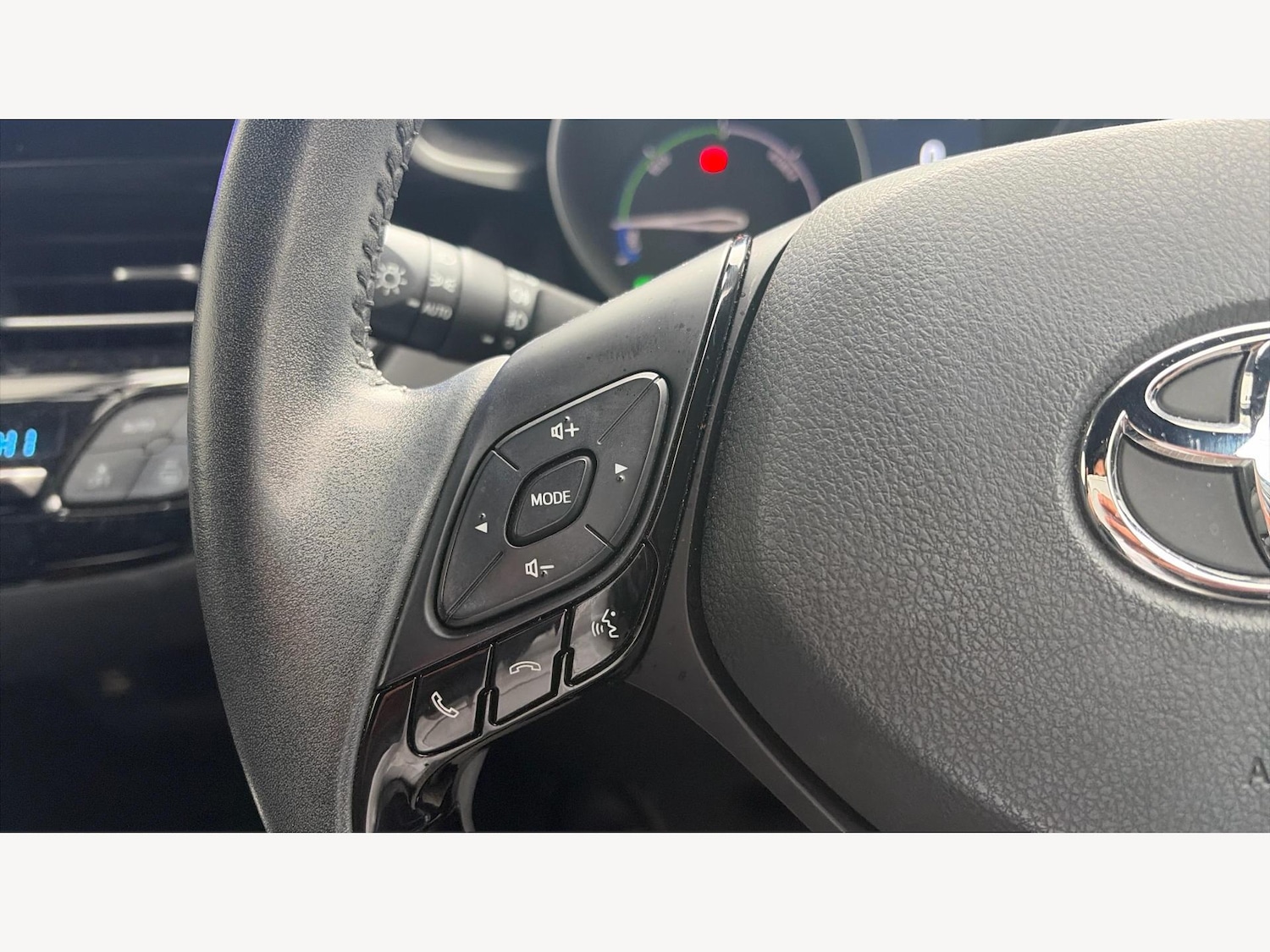 Used Toyota C-HR 2023 for sale - 76765975: Photo 22