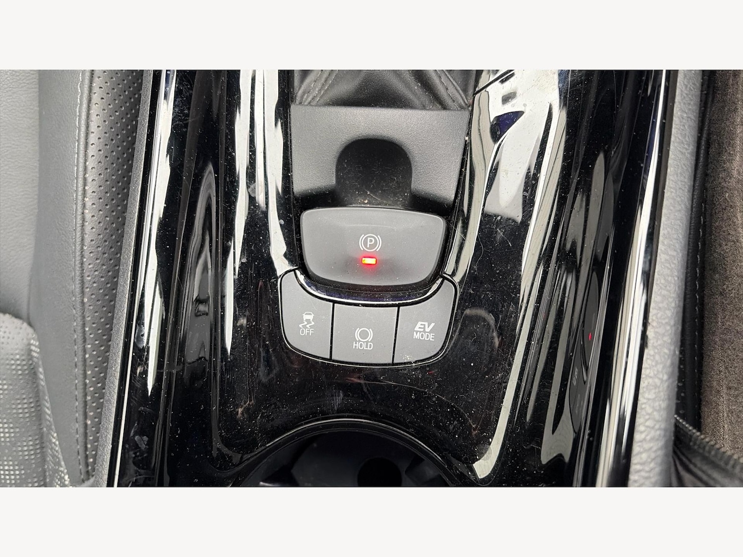 Used Toyota C-HR 2023 for sale - 76765975: Photo 28