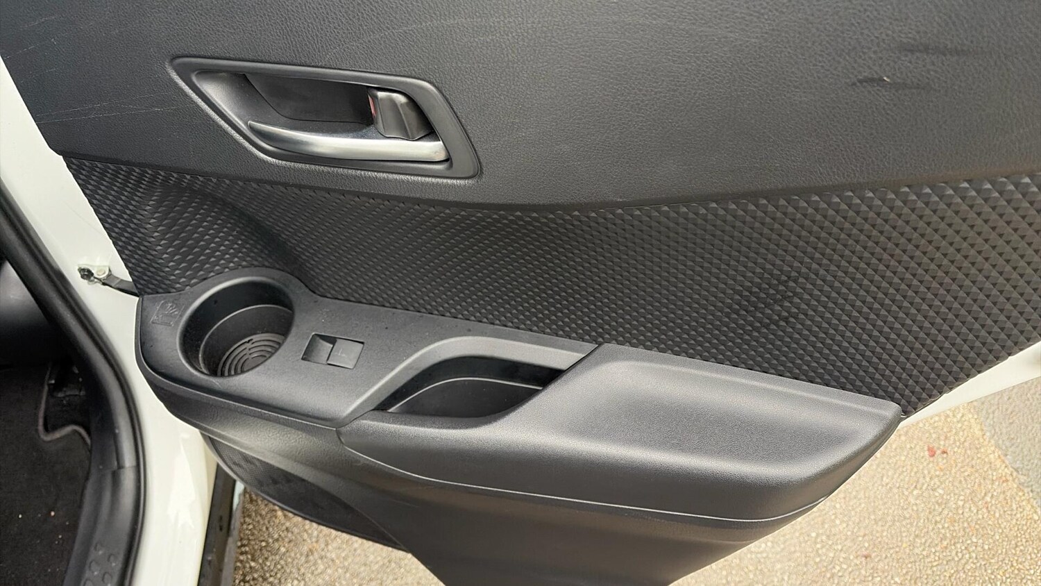 Used Toyota C-HR 2023 for sale - 76765975: Photo 37