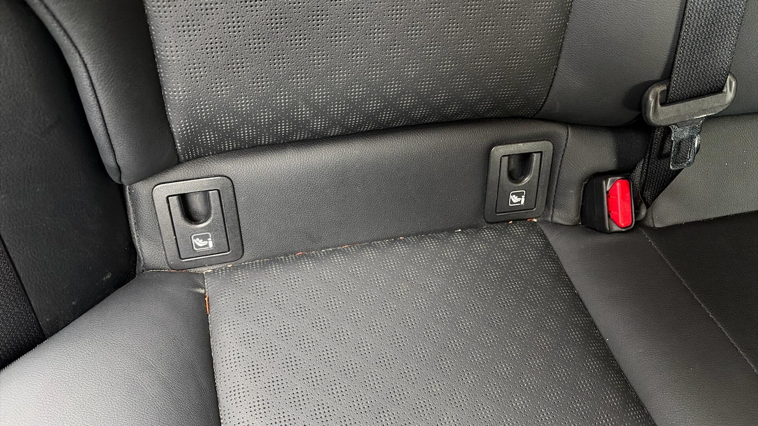 Used Toyota C-HR 2023 for sale - 76765975: Photo 38