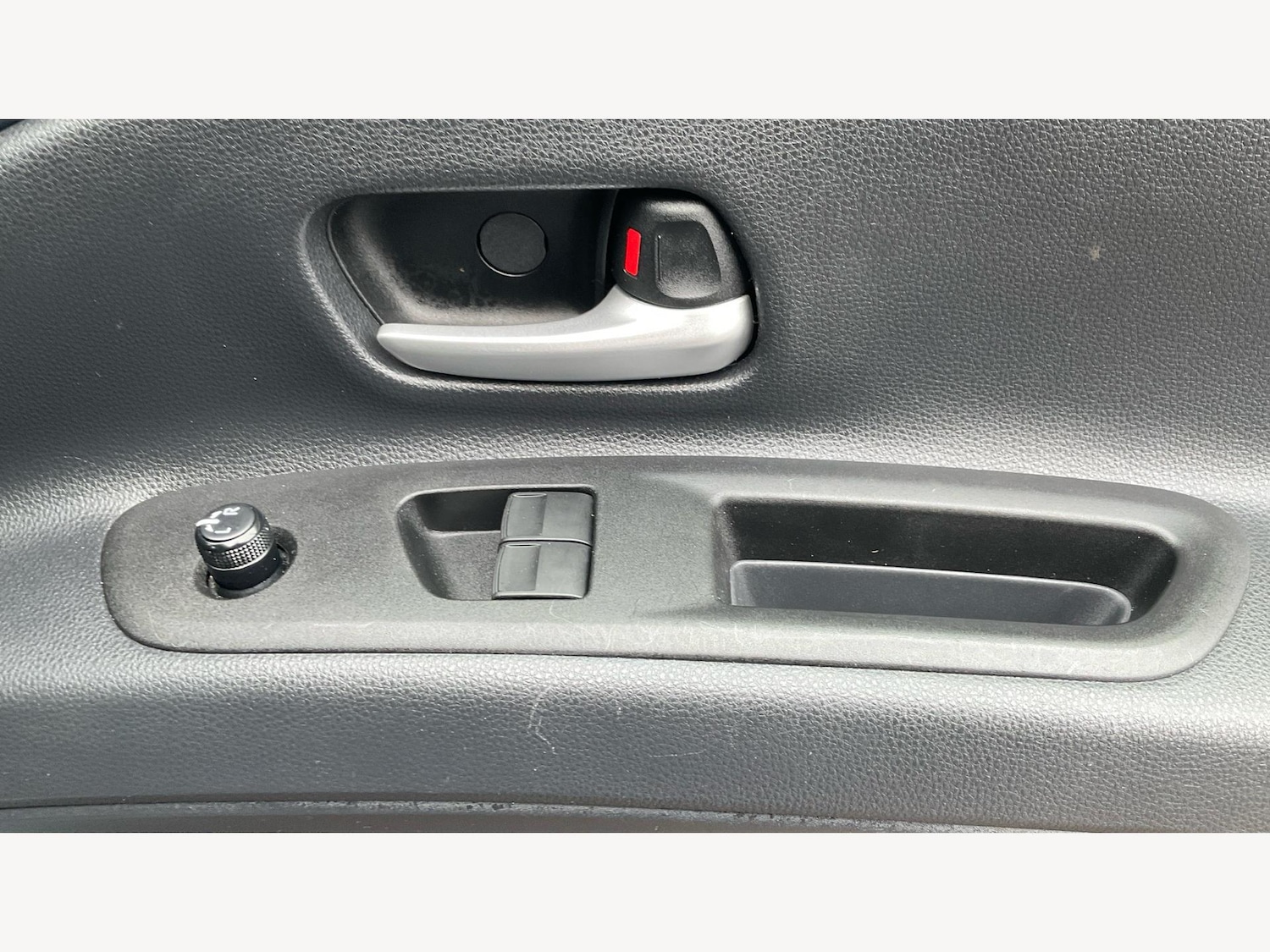 Used Toyota Aygo X 2024 for sale - 77454812: Photo 29