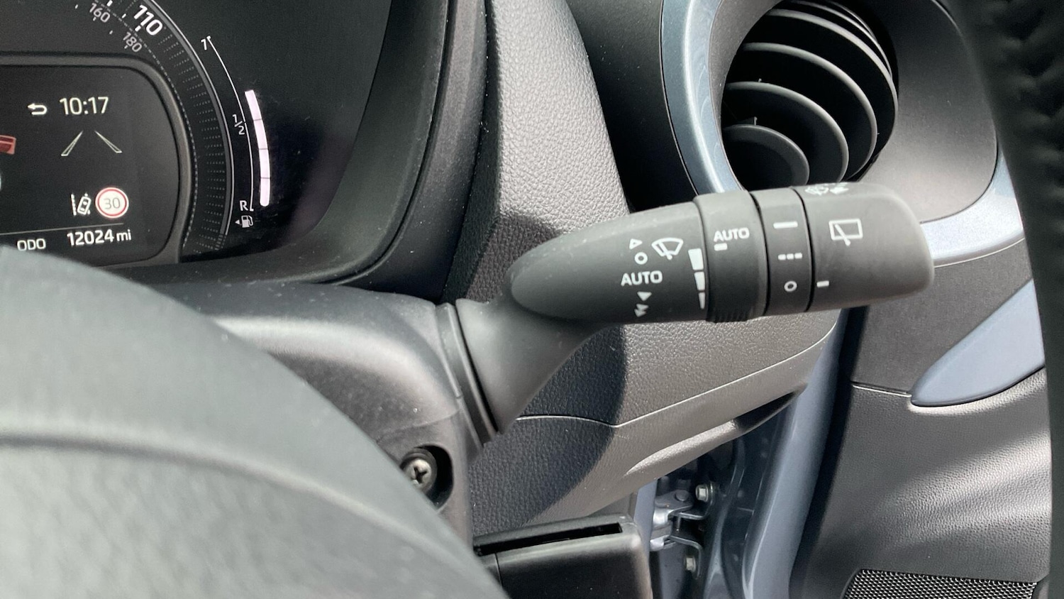 Used Toyota Aygo X 2024 for sale - 77454812: Photo 38