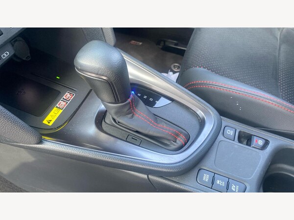 Used Toyota Yaris Cross 2024 for sale - 76199860: Photo 37