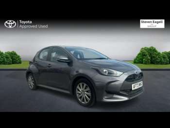 2023 (73) - 1.5 VVT-h Icon Hatchback 5dr Petrol Hybrid E-CVT Euro 6 (s/s) (116 ps)