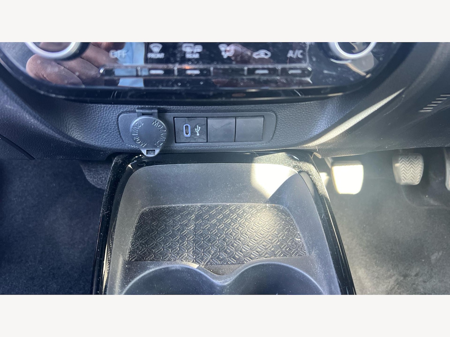 Used Toyota Aygo X for sale - 76702472: Photo 32