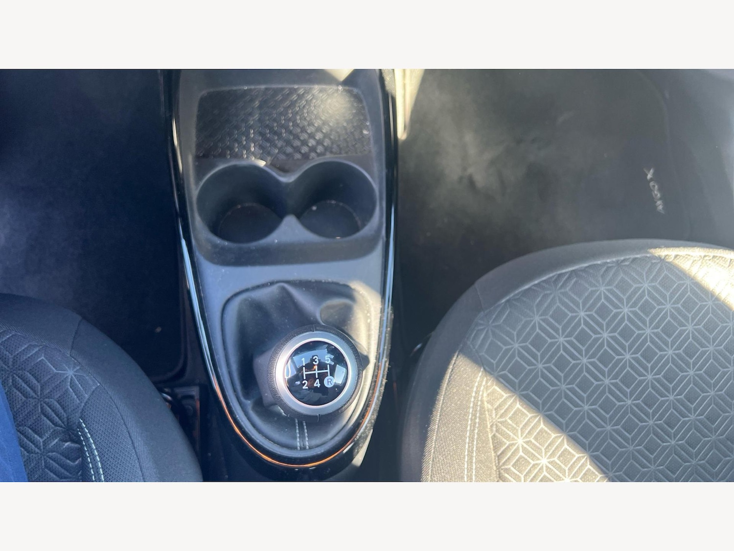 Used Toyota Aygo X for sale - 76702472: Photo 33