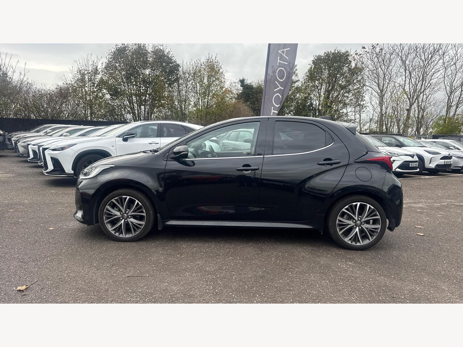 Used Toyota Yaris 2022 for sale - 76976474: Photo 19