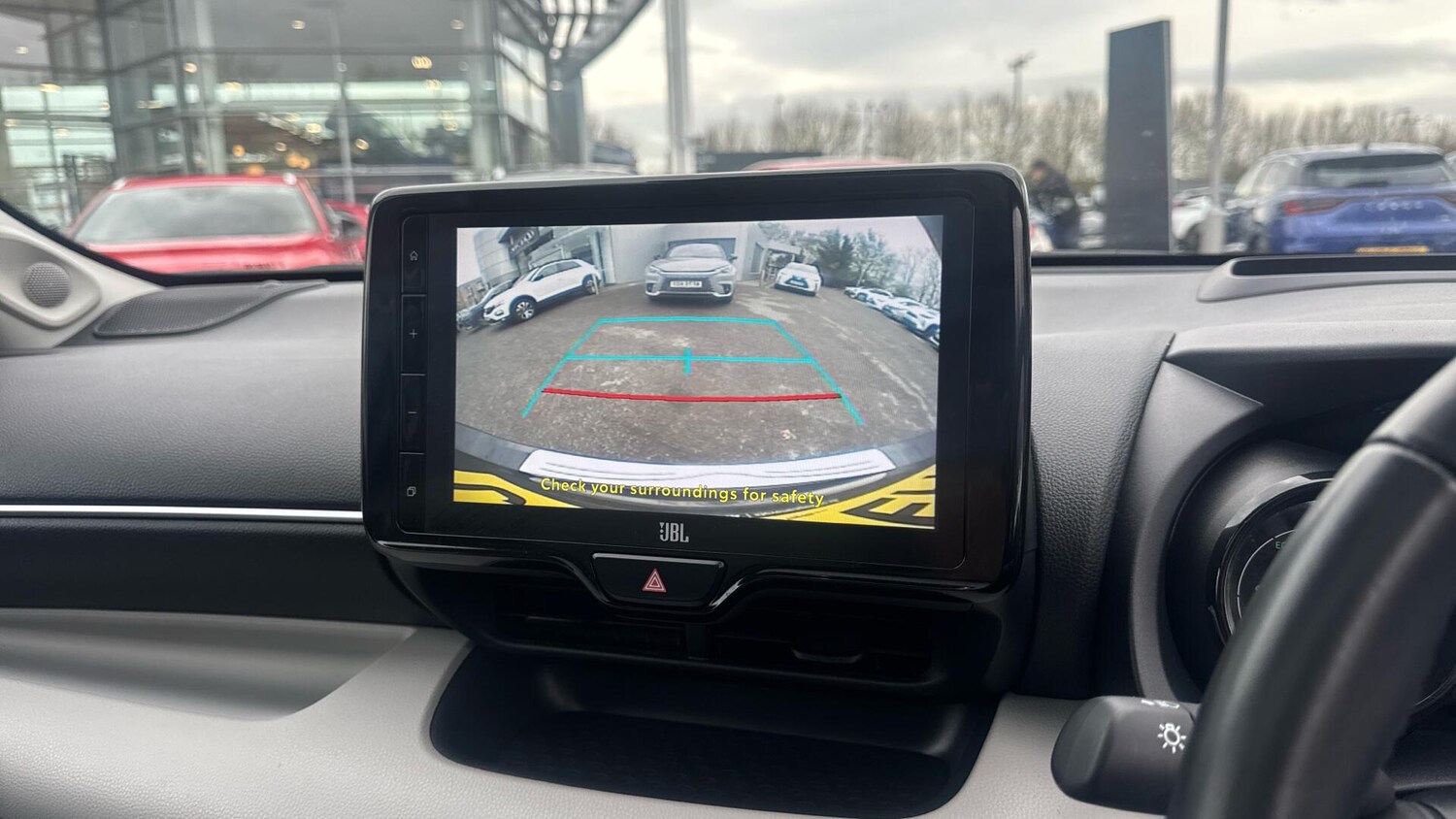 Used Toyota Yaris 2022 for sale - 76976474: Photo 41