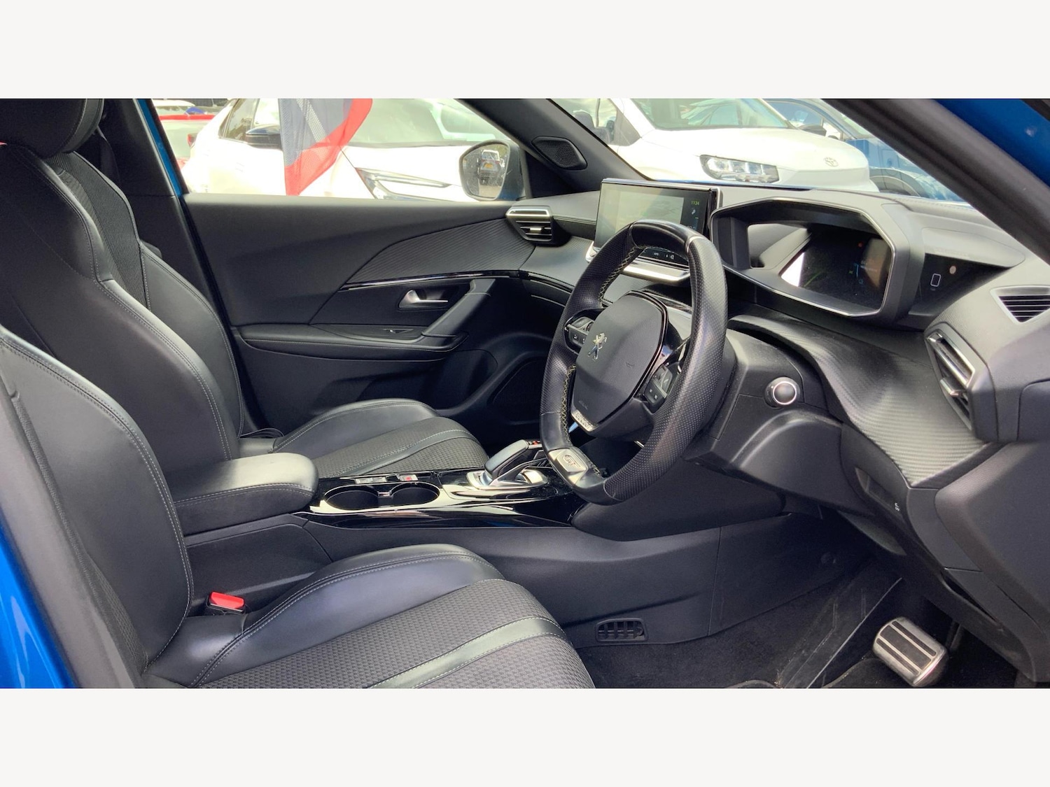 Used Peugeot E-2008 2021 for sale - 76399238: Photo 13