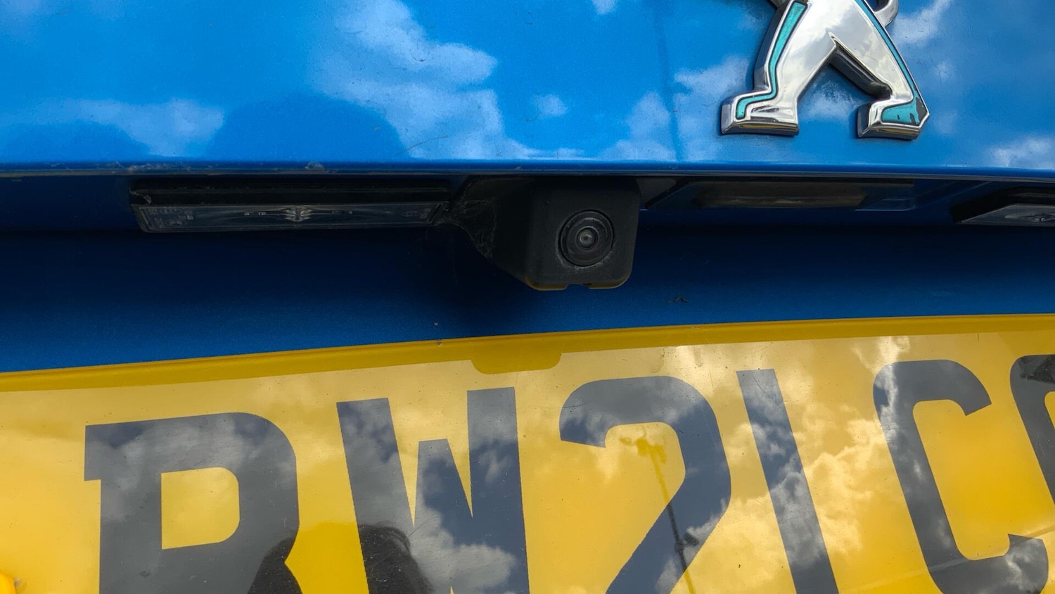 Used Peugeot E-2008 2021 for sale - 76399238: Photo 47