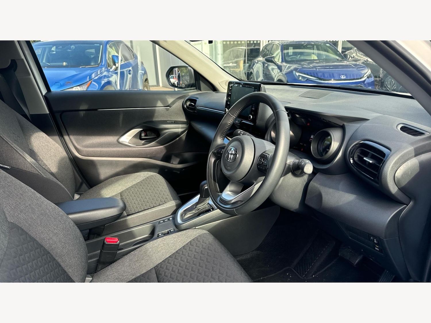 Used Toyota Yaris Cross 2024 for sale - 76108340: Photo 13
