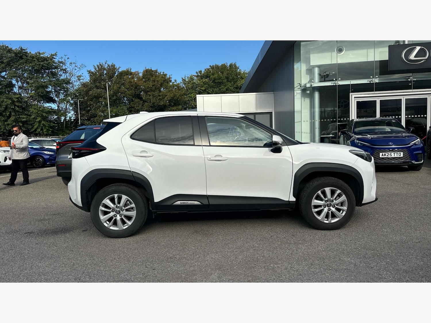 Used Toyota Yaris Cross 2024 for sale - 76108340: Photo 18