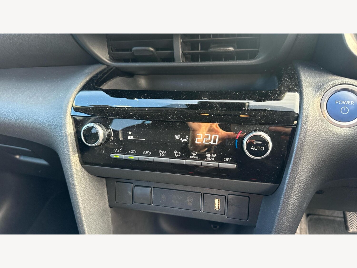 Used Toyota Yaris Cross 2024 for sale - 76108340: Photo 22