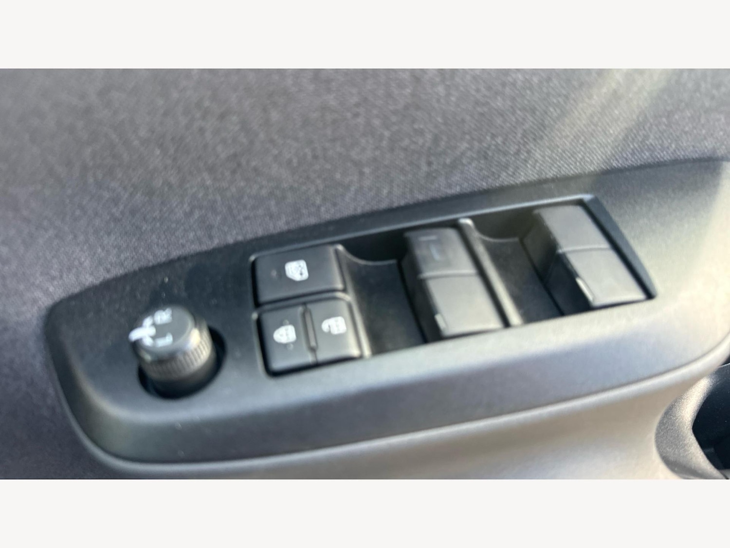 Used Toyota Yaris Cross 2024 for sale - 76108340: Photo 33
