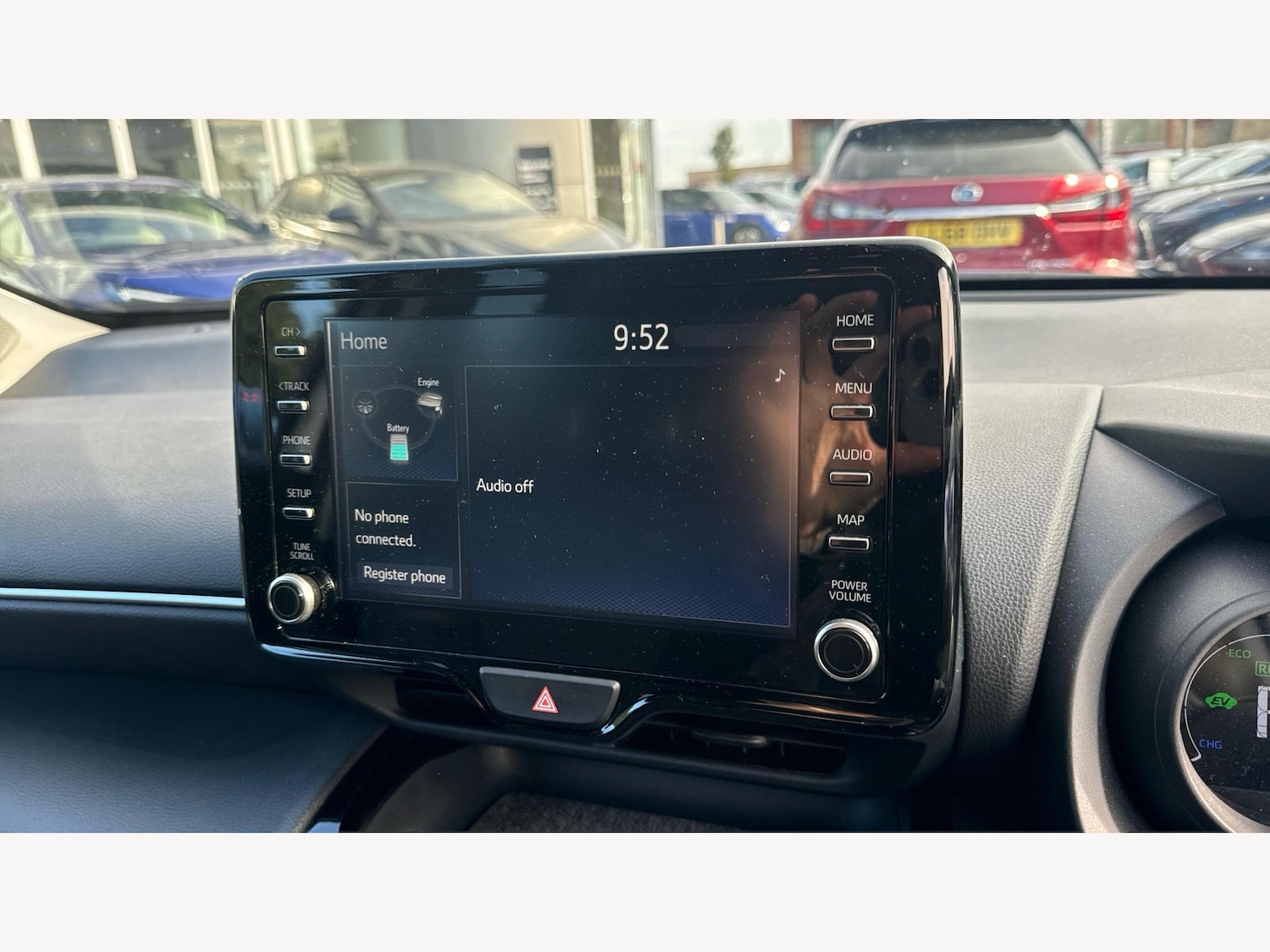 Used Toyota Yaris Cross 2024 for sale - 76108340: Photo 9