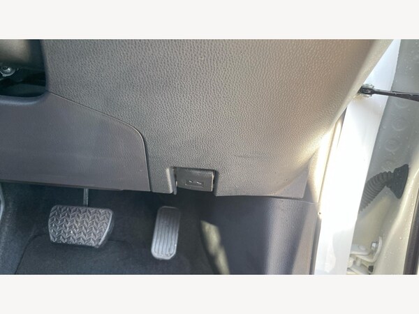 Used Toyota C-HR 2024 for sale - 76109698: Photo 24