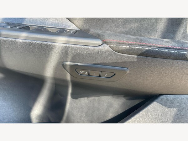 Used Toyota C-HR 2024 for sale - 76109698: Photo 35