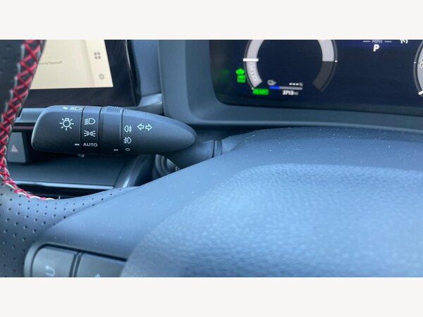 Used Toyota C-HR 2024 for sale - 76109698: Photo 39