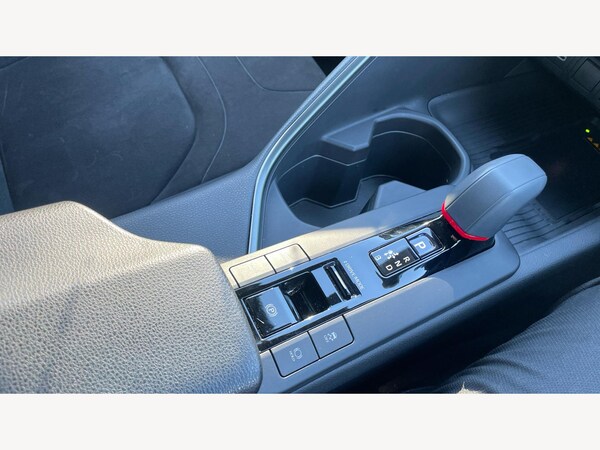 Used Toyota C-HR 2024 for sale - 76109698: Photo 41