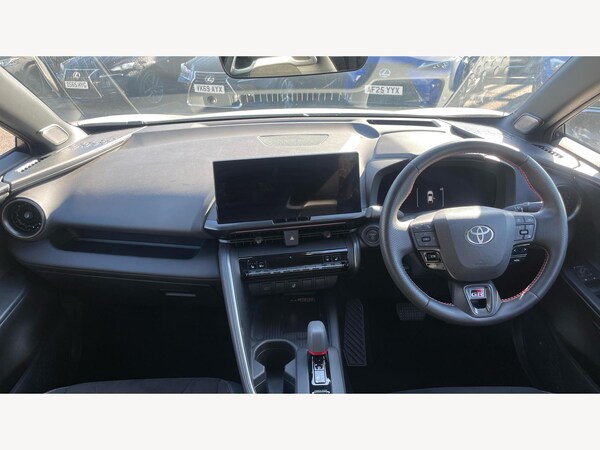 Used Toyota C-HR 2024 for sale - 76109698: Photo 7