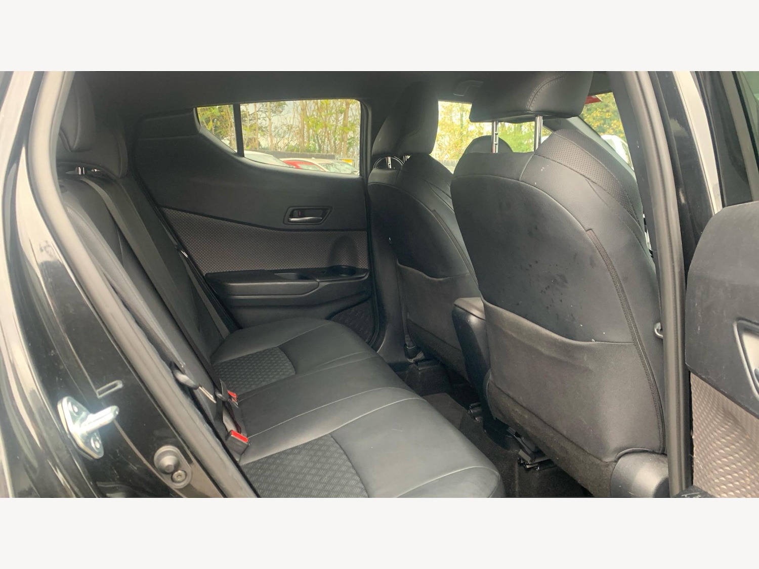 Used Toyota C-HR 2021 for sale - 76645699: Photo 14