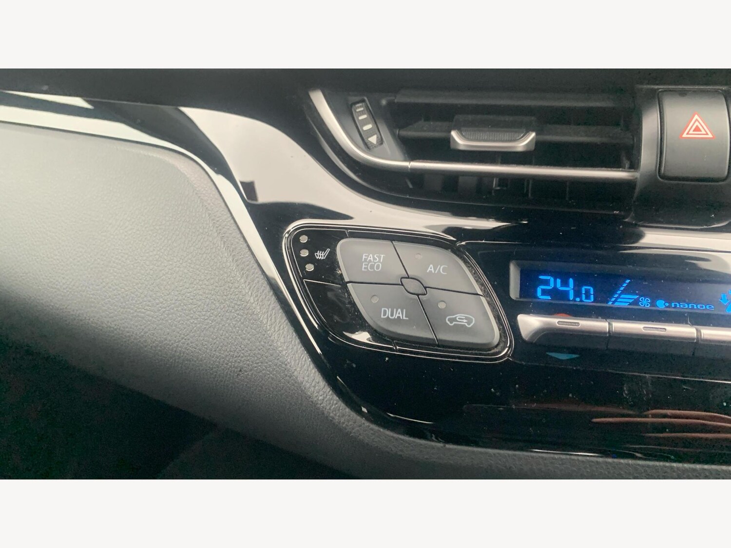 Used Toyota C-HR 2021 for sale - 76645699: Photo 31