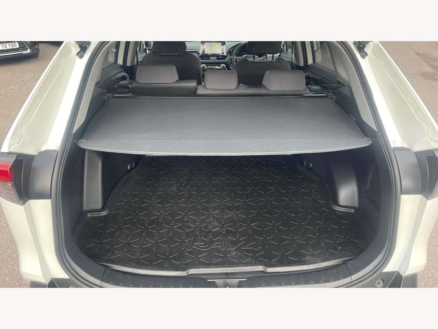 Used Toyota RAV4 2020 for sale - 76399339: Photo 16