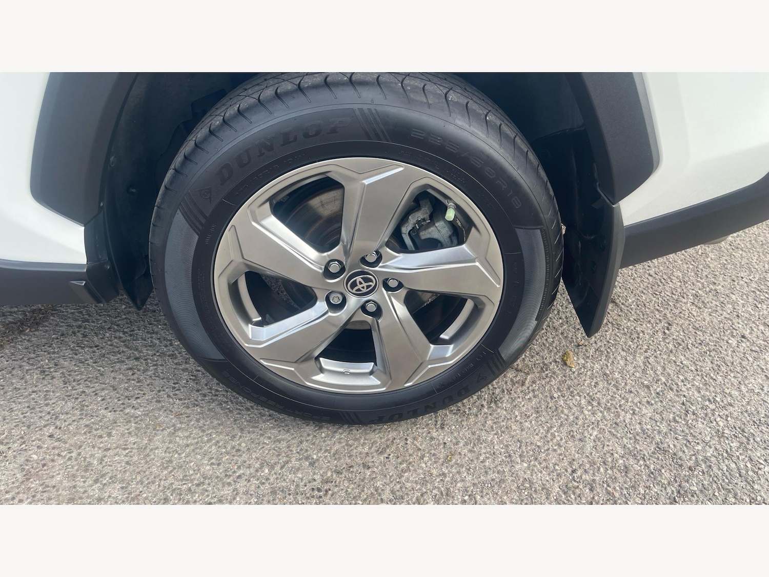 Used Toyota RAV4 2020 for sale - 76399339: Photo 30