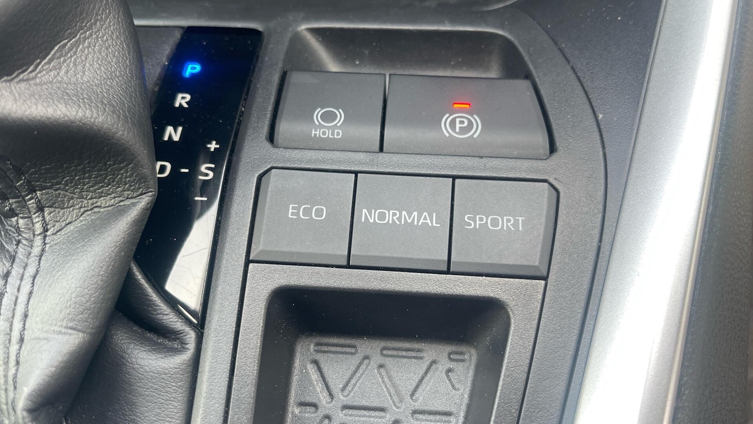 Used Toyota RAV4 2020 for sale - 76399339: Photo 36