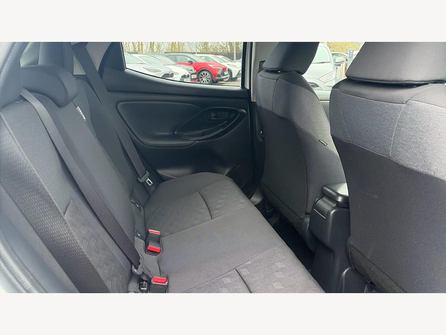 Used Toyota Yaris 2024 for sale - 78204384: Photo 14