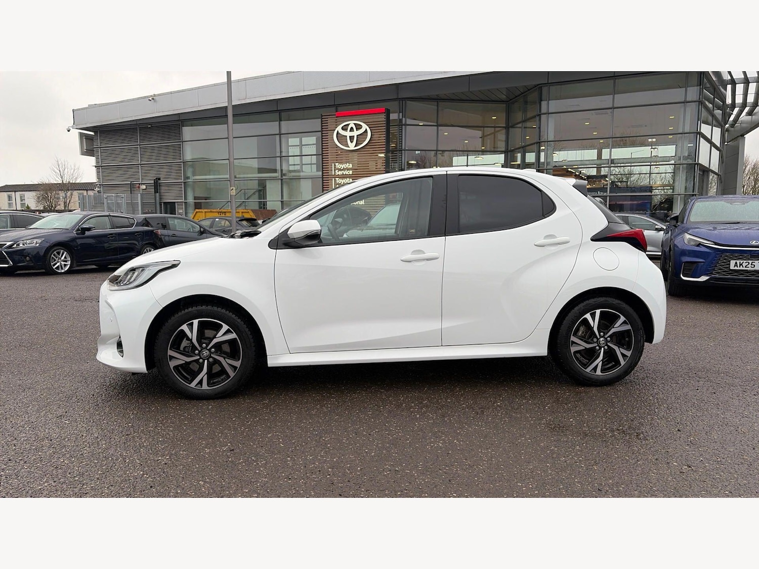 Used Toyota Yaris 2024 for sale - 78204384: Photo 19